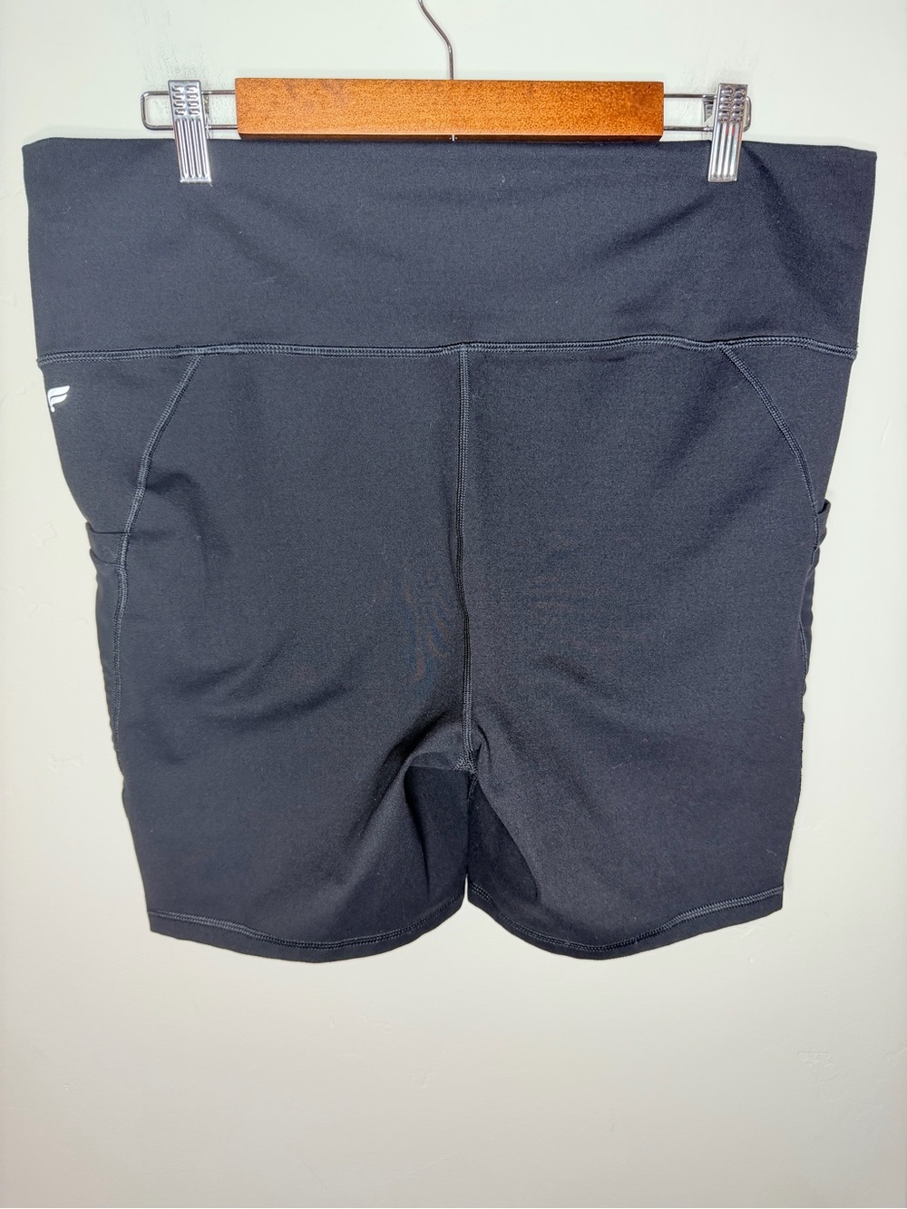 Fabletics Powerhold Black High-Rise Bike Shorts 2X activewear workout yoga gym - Picture 4 of 6